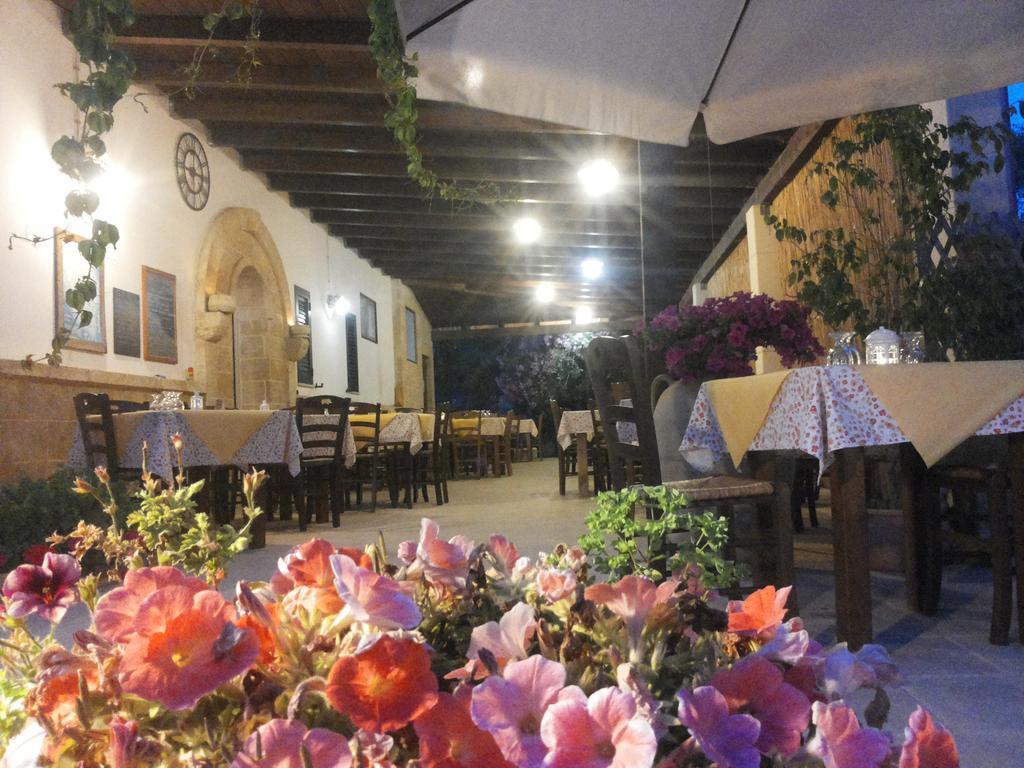 Agriturismo Le Tagliate Uggiano La Chiesa Eksteriør billede
